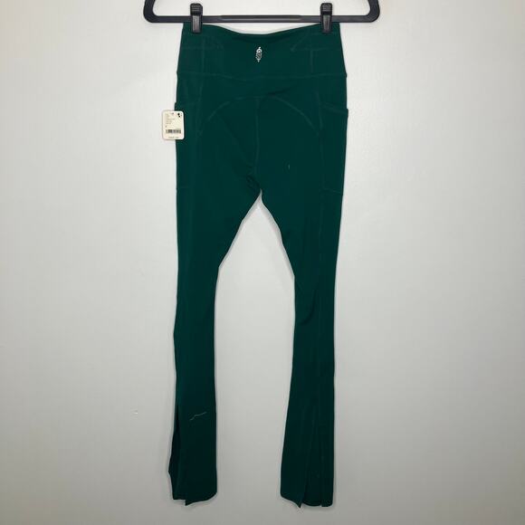 NWT FREE PEOPLE MOVEMENT Never Better Flare Pants Emerald Green Small - Picture 3 of 5